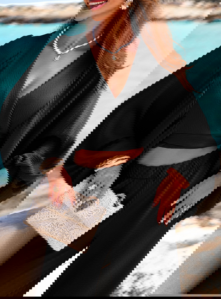 Czarny komplet top z bufiastymi...