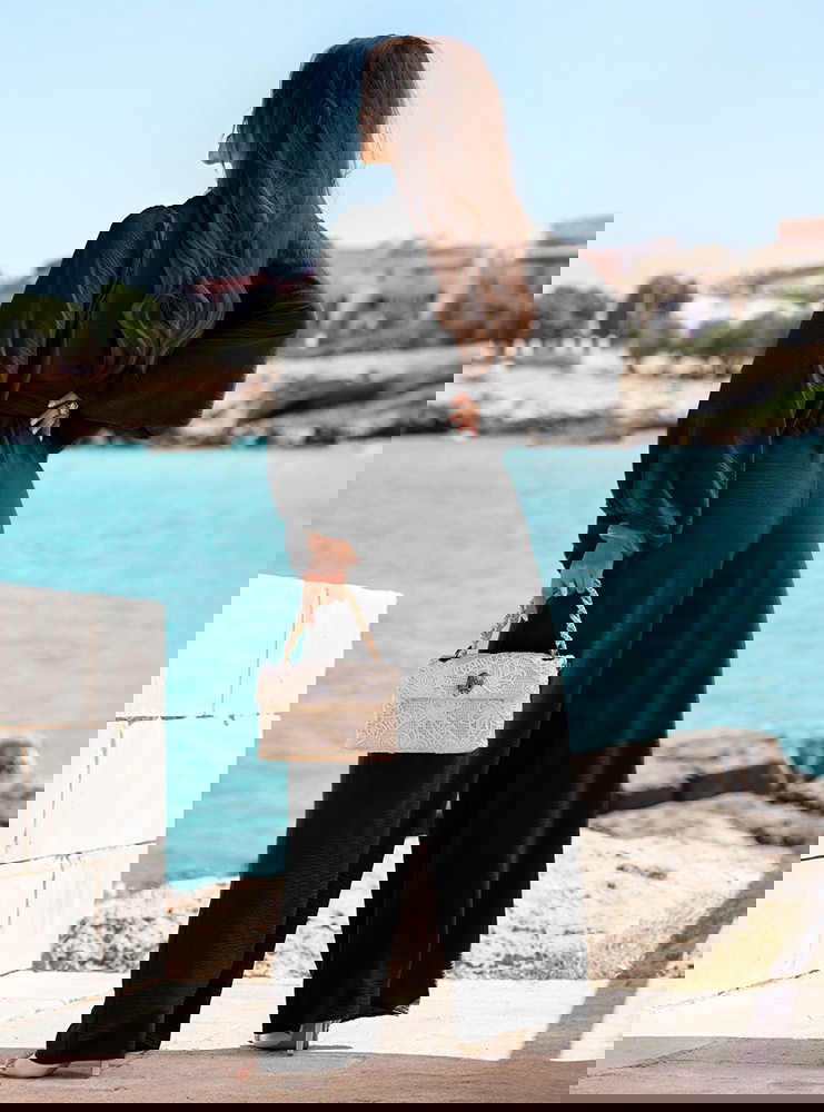 Czarny komplet top z bufiastymi...