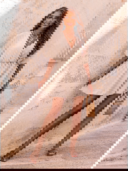 Beżowy kombinezon jak... 2