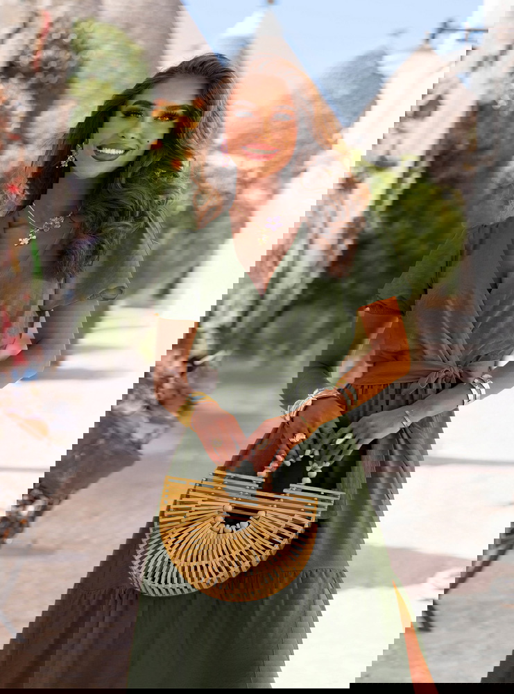 Długa rozkloszowana sukienka z...