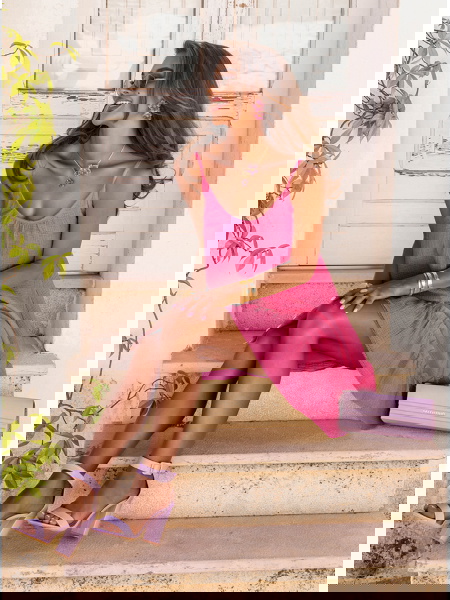 Rozkloszowana sukienka mini... 2