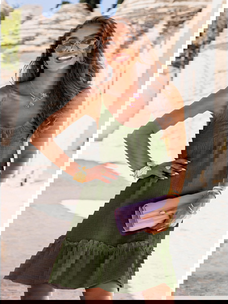 Rozkloszowana sukienka mini... 2