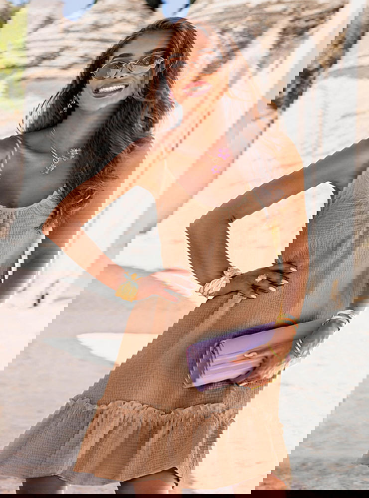 Rozkloszowana sukienka mini na...