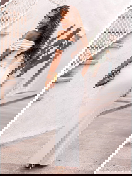 Biała długa dopasowana... 2