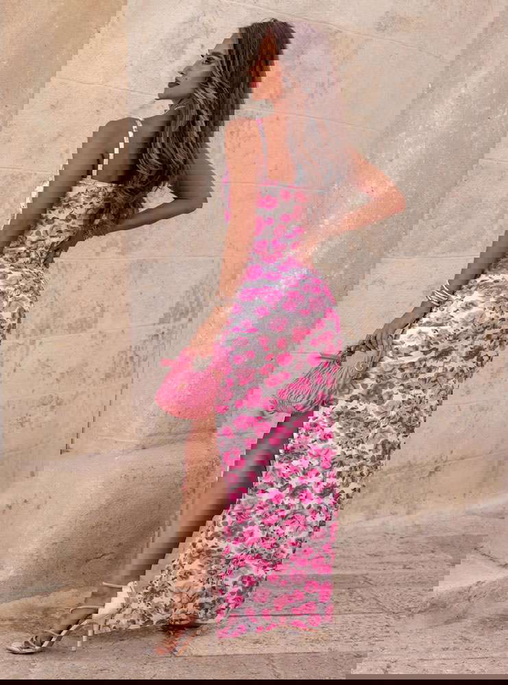 Wzorzysta dopasowana sukienka na...