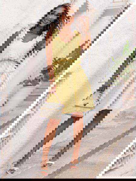 Krótka rozkloszowana...