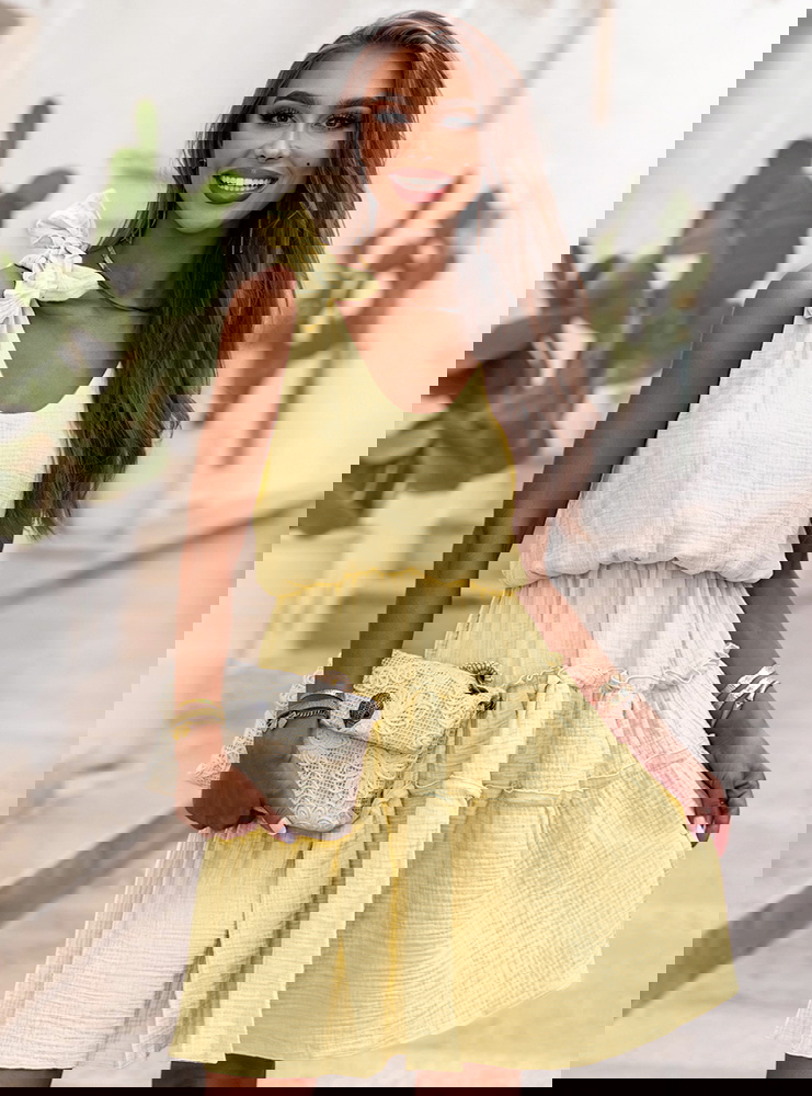 Krótka rozkloszowana sukienka na...