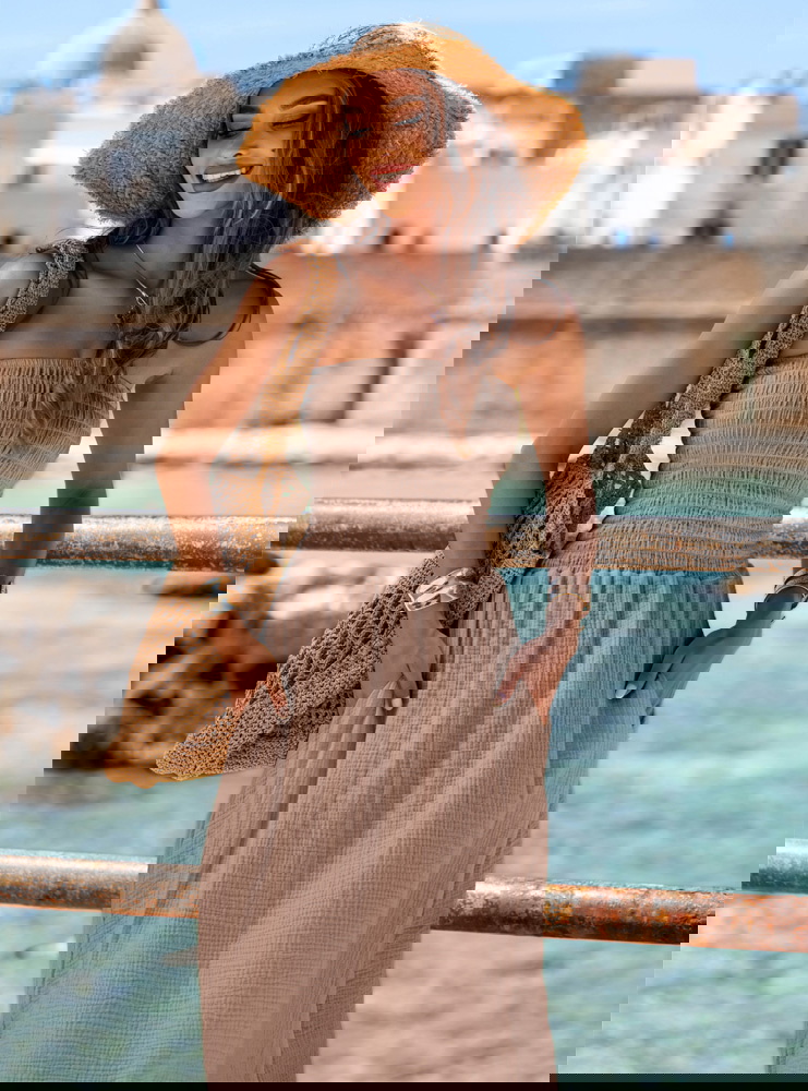 Muślinowa długa sukienka bez...