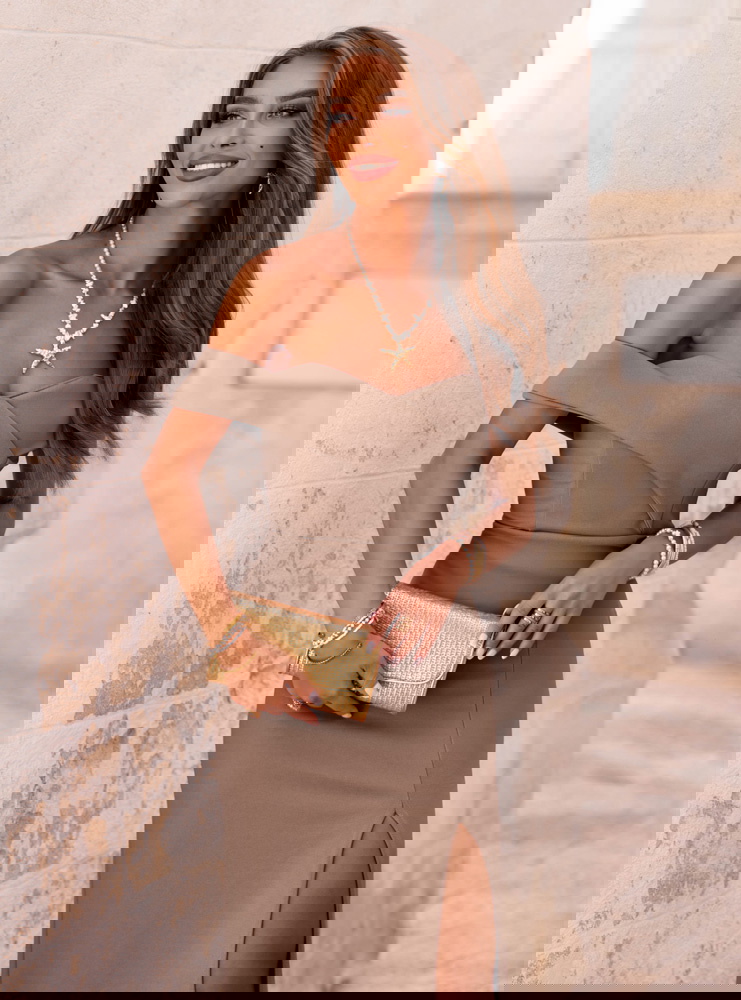 Długa sukienka z rozcięciem Palladia...