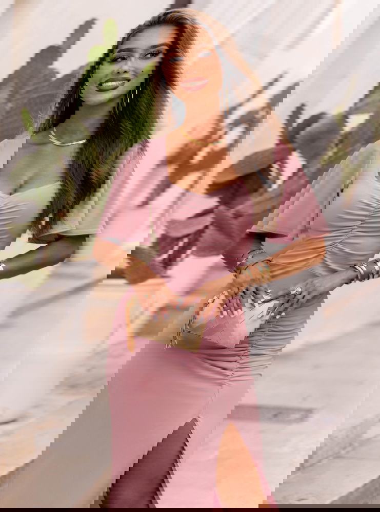 Długa sukienka z rozcięciem Ianira -...