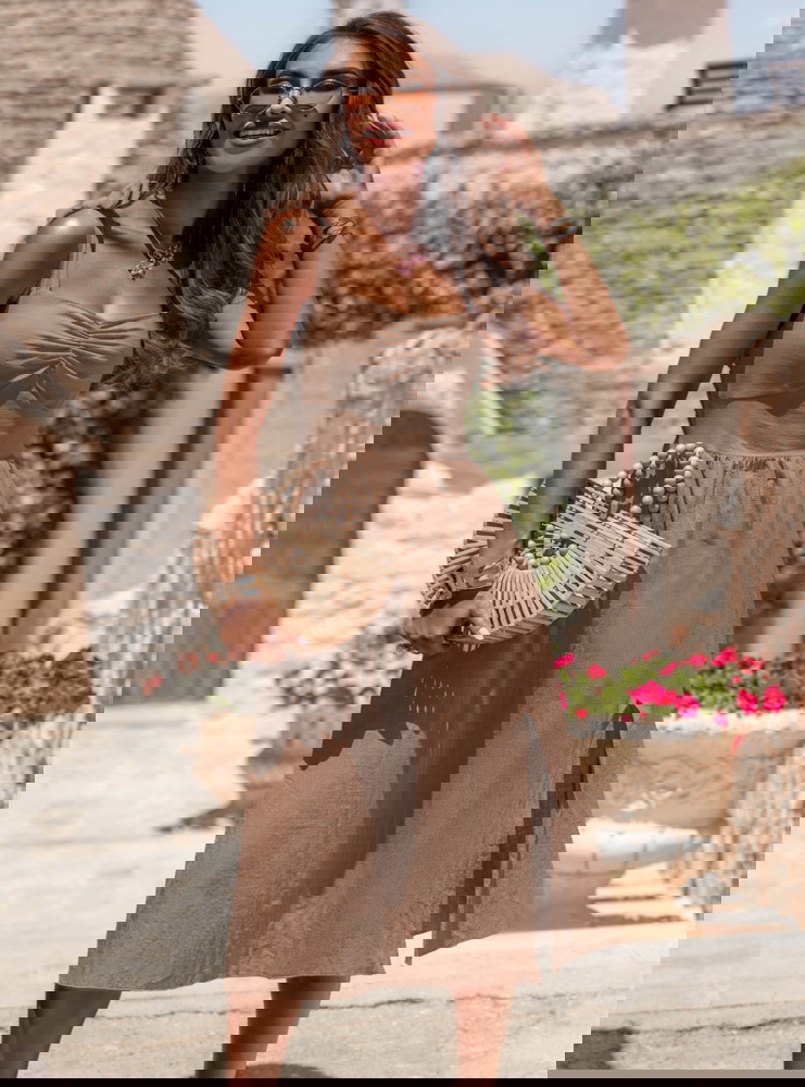 Sukienka midi z rozcięciem Ornellaa -...