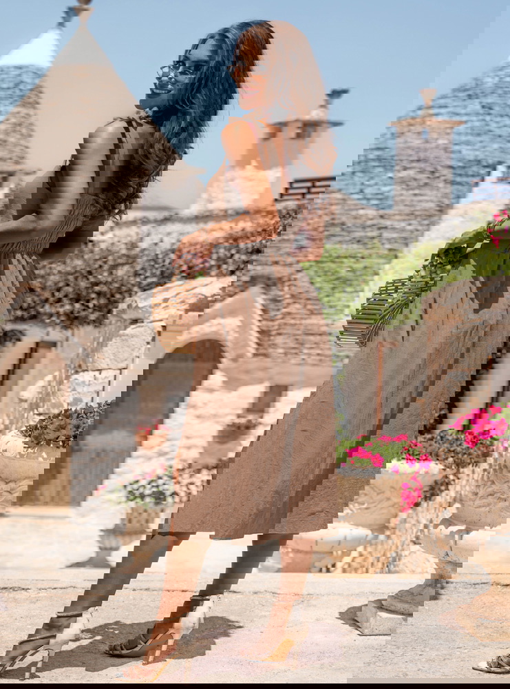 Sukienka midi z rozcięciem Ornellaa -...