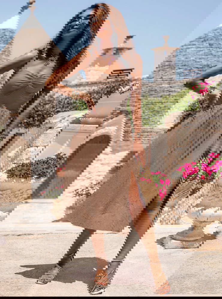 Sukienka midi z rozcięciem Ornellaa -...