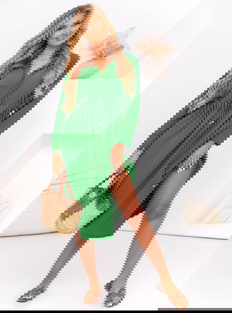 Zielona sukienka midi zapinana na...