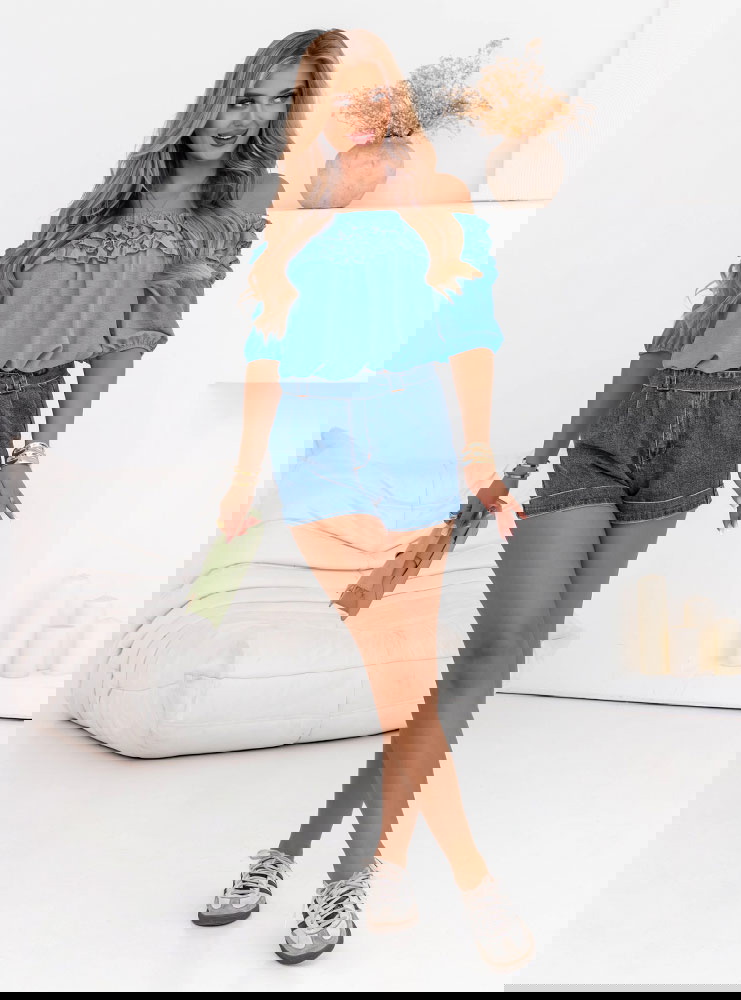 Błękitna bluzka hiszpanka z...