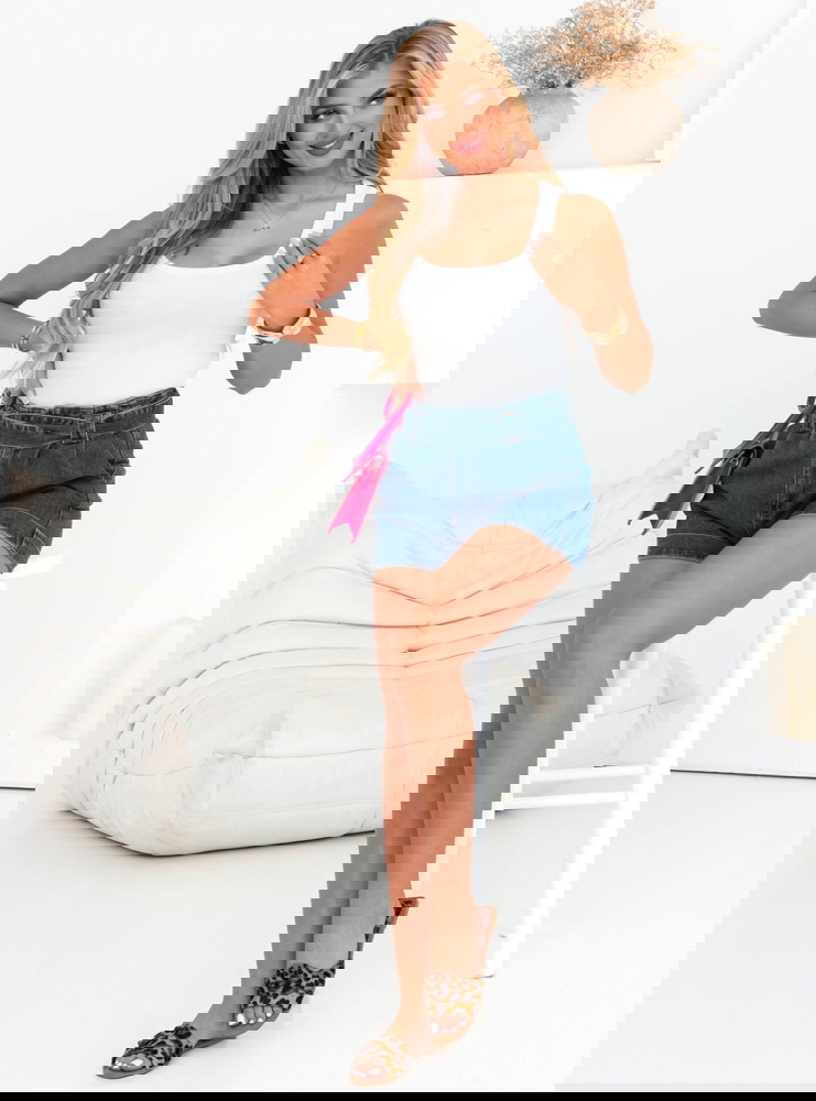 Biała prążkowana bluzka na...