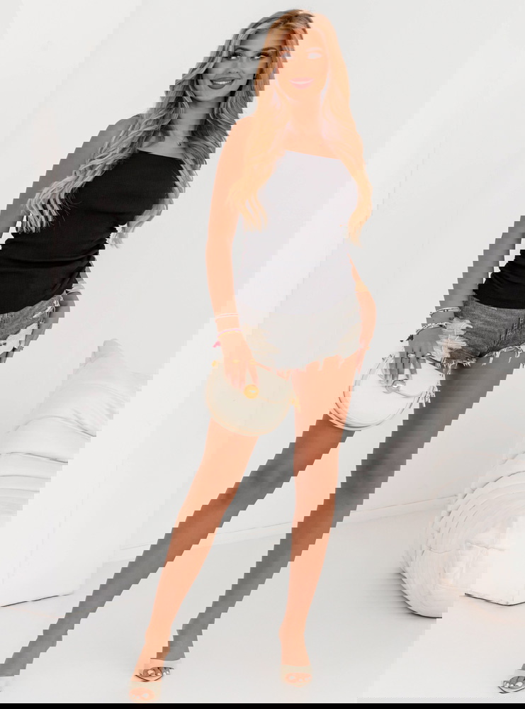 Czarna prążkowana bluzka z...