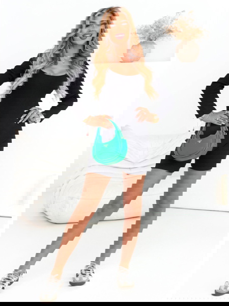 Czarny prążkowany... 2