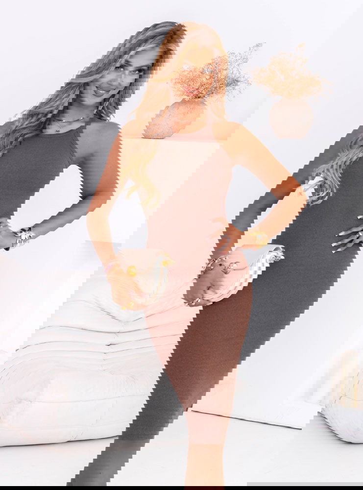 Dopasowana prążkowana sukienka Isolda...