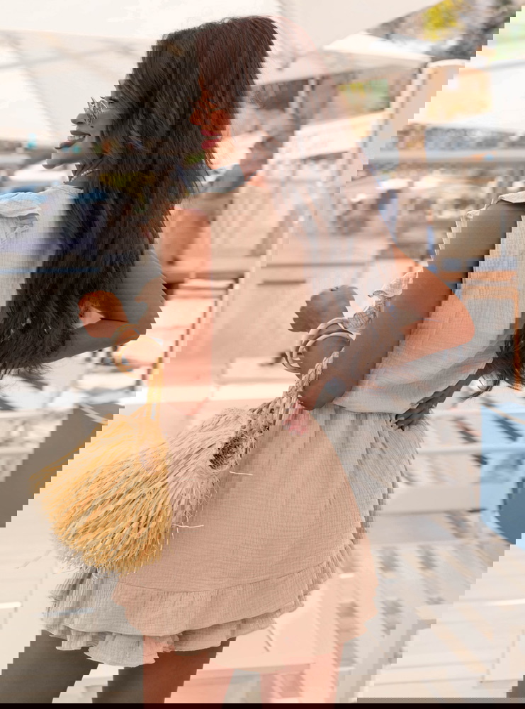 Beżowy muślinowy kombinezon jak...