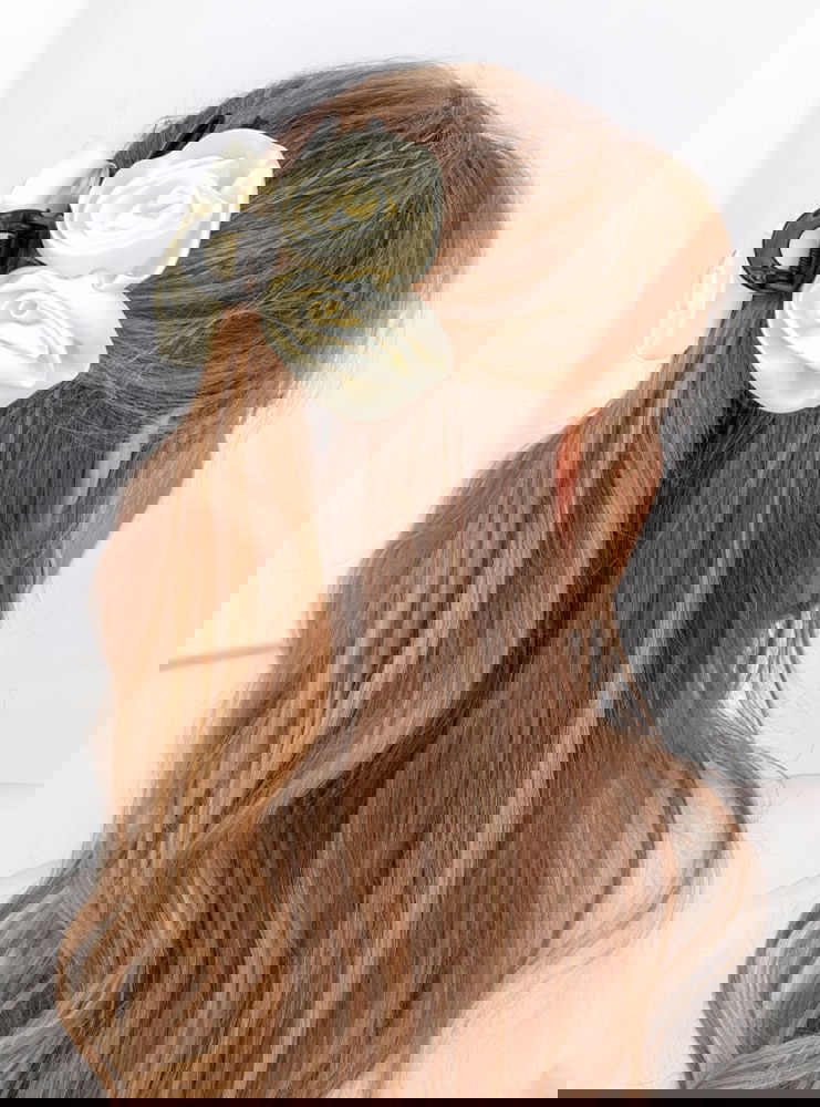 Klamra do włosów z różyczkami...