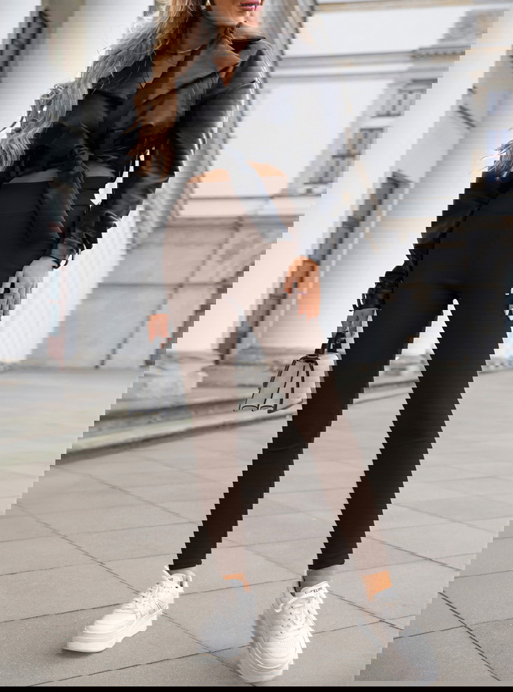 Czekoladowe prążkowane dopasowane...