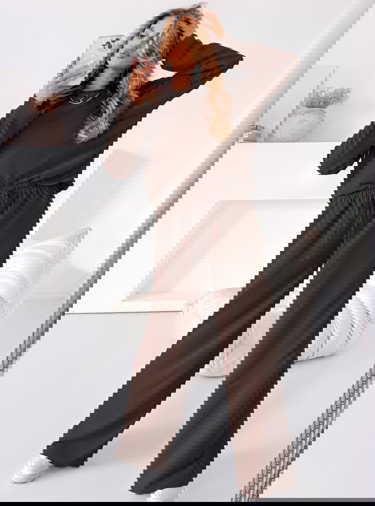 Czekoladowy komplet bluzka i spodnie...