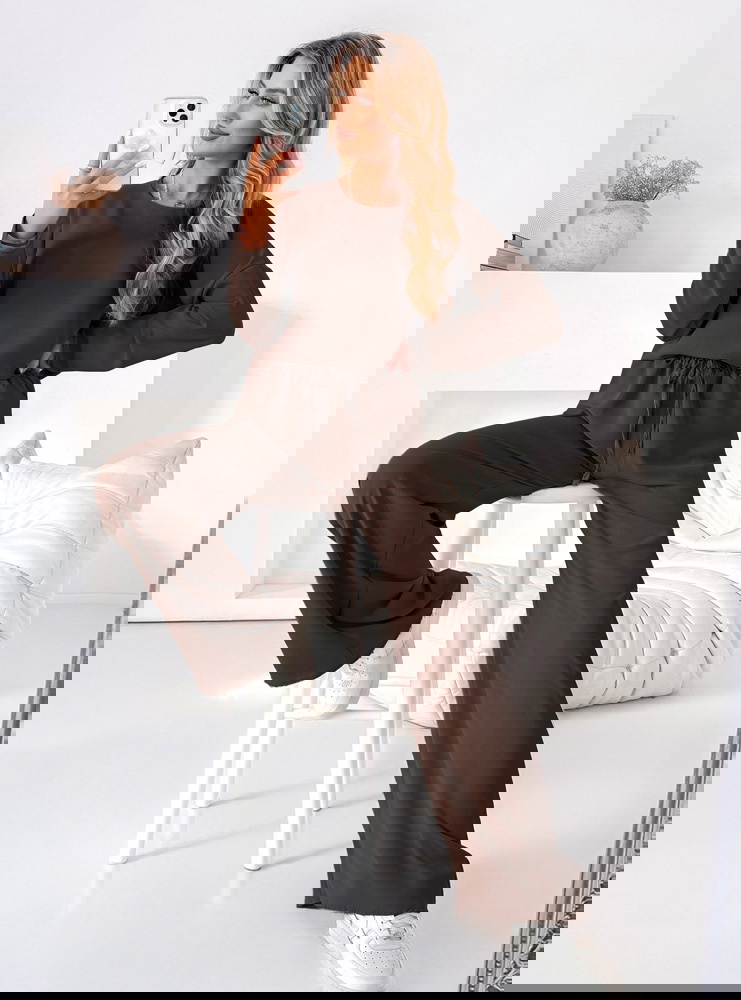 Czekoladowy komplet bluzka i spodnie...