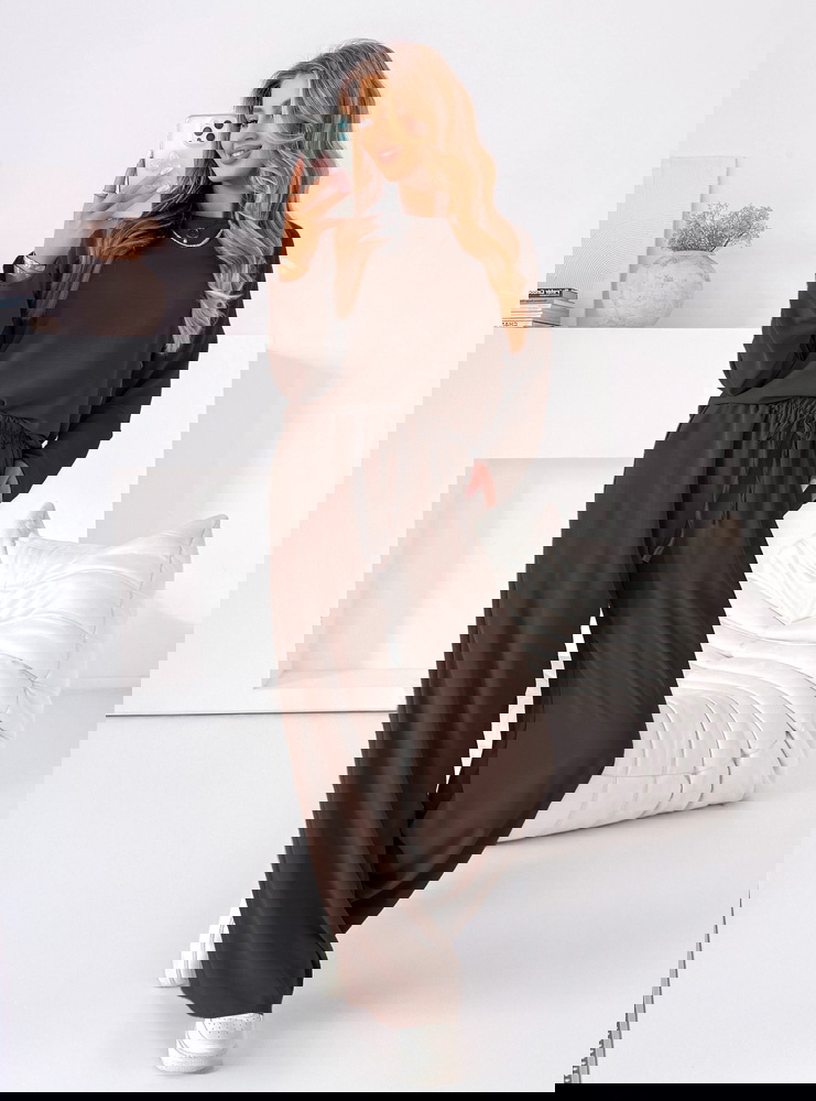 Czekoladowy komplet bluzka i spodnie...