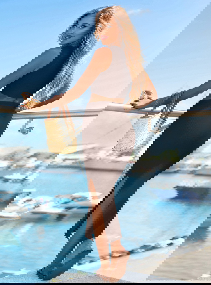 Czekoladowy prążkowany komplet...