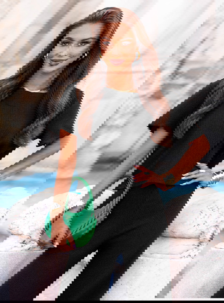 Czarny komplet prążkowany bluzka i...