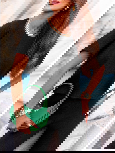 Czarny komplet prążkowany... 2