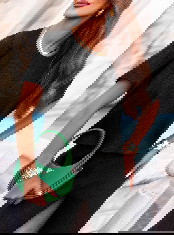 Czarny komplet prążkowany bluzka i...