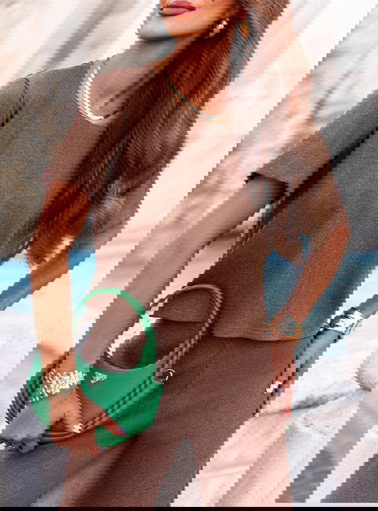 Komplet prążkowany bluzka i szerokie...