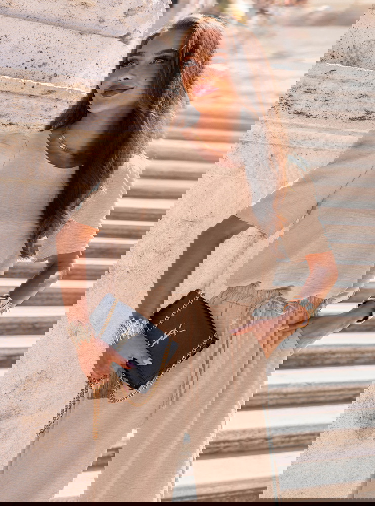 Beżowy komplet bluzka i szerokie...