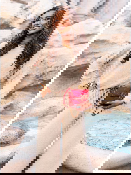 Beżowy komplet bluzka i... 2