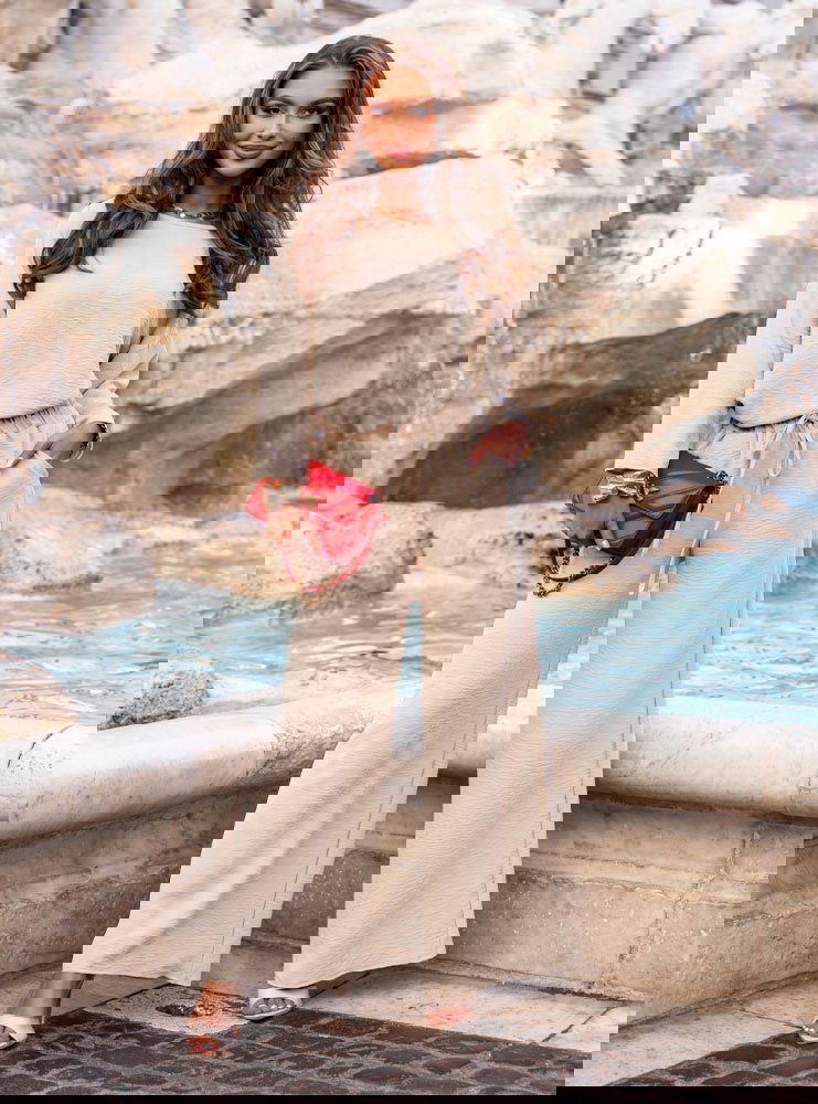 Beżowy komplet bluzka i spodnie Aspazja