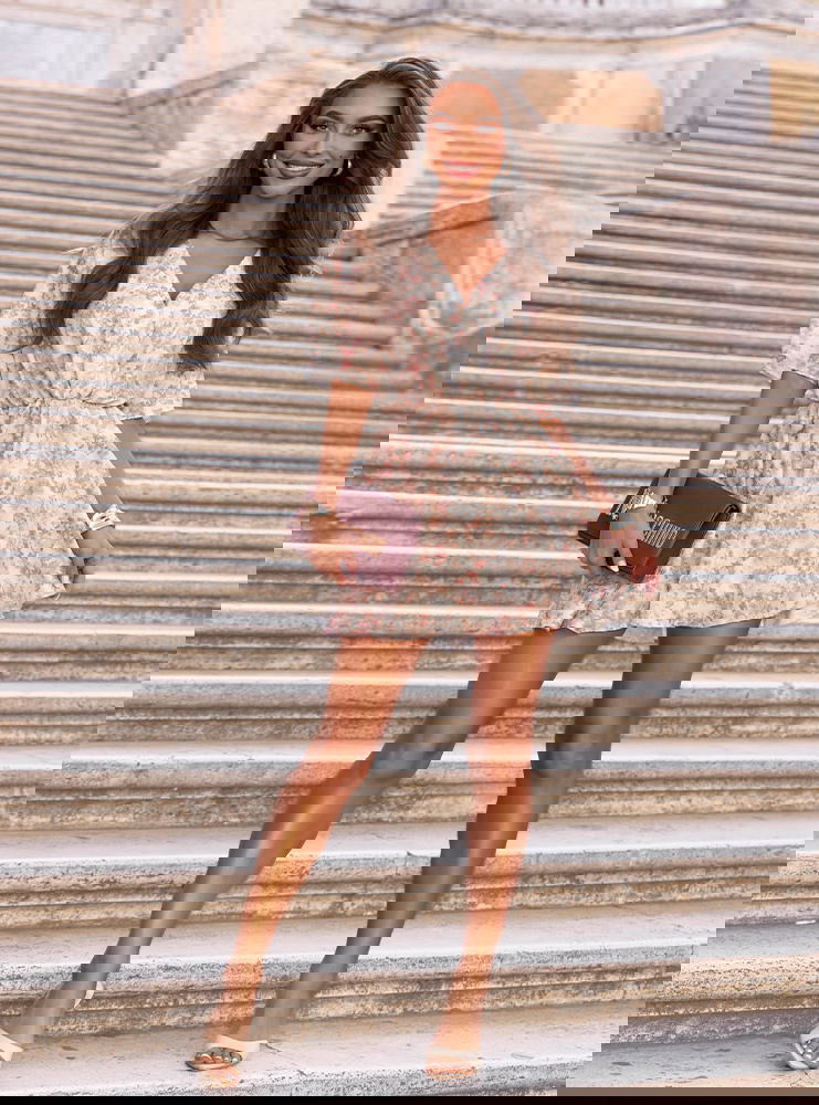 Wzorzysty kombinezon jak sukienka z...