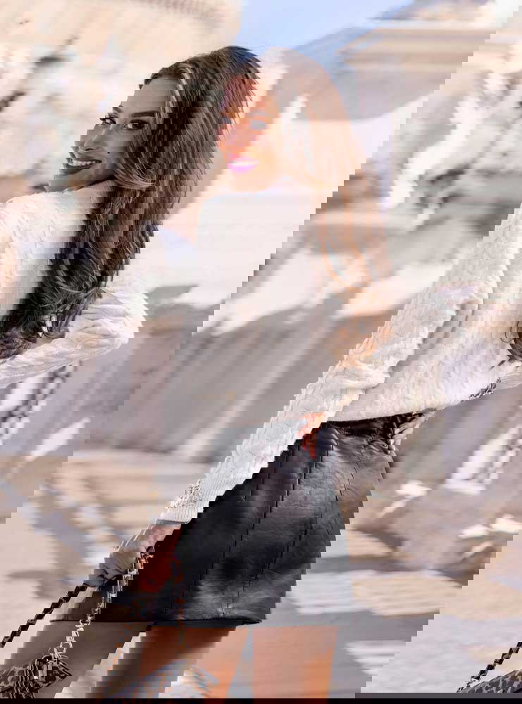 Sweter z warkoczowymi splotami Yeanne...