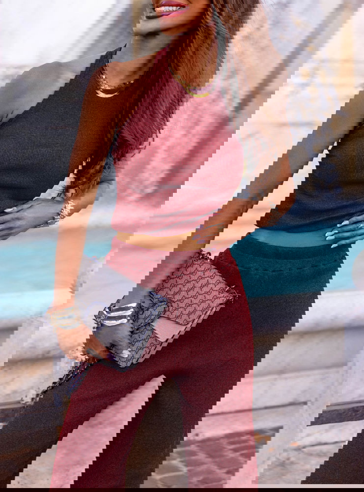 Bordowy prążkowany komplet top i...