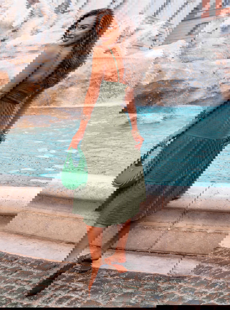 Muślinowa sukienka midi na...