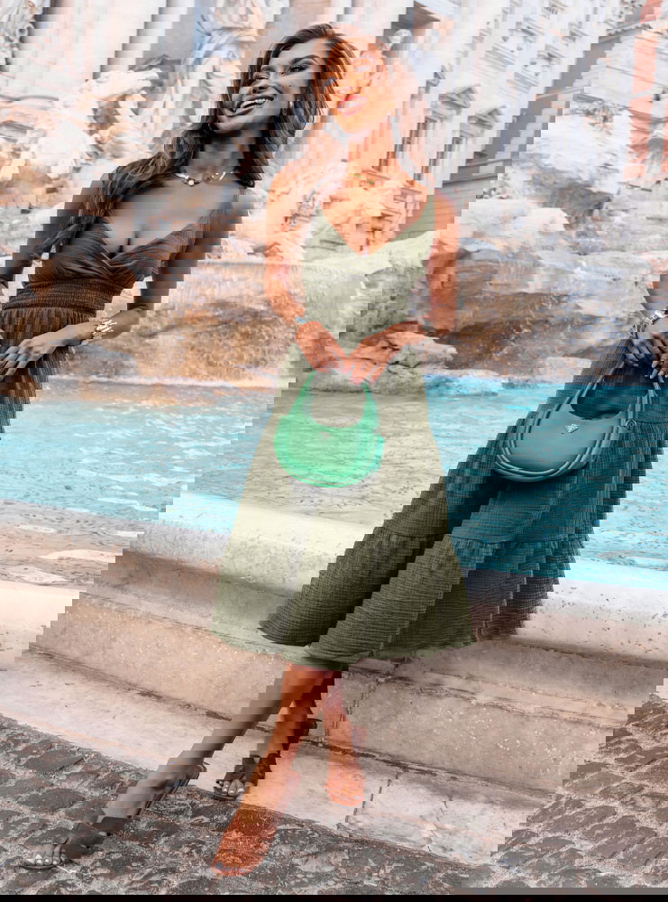 Muślinowa sukienka midi na...