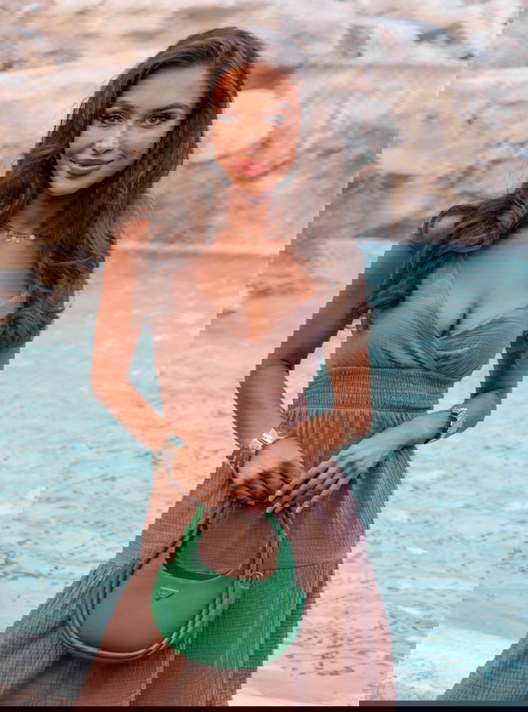 Muślinowa sukienka midi na...