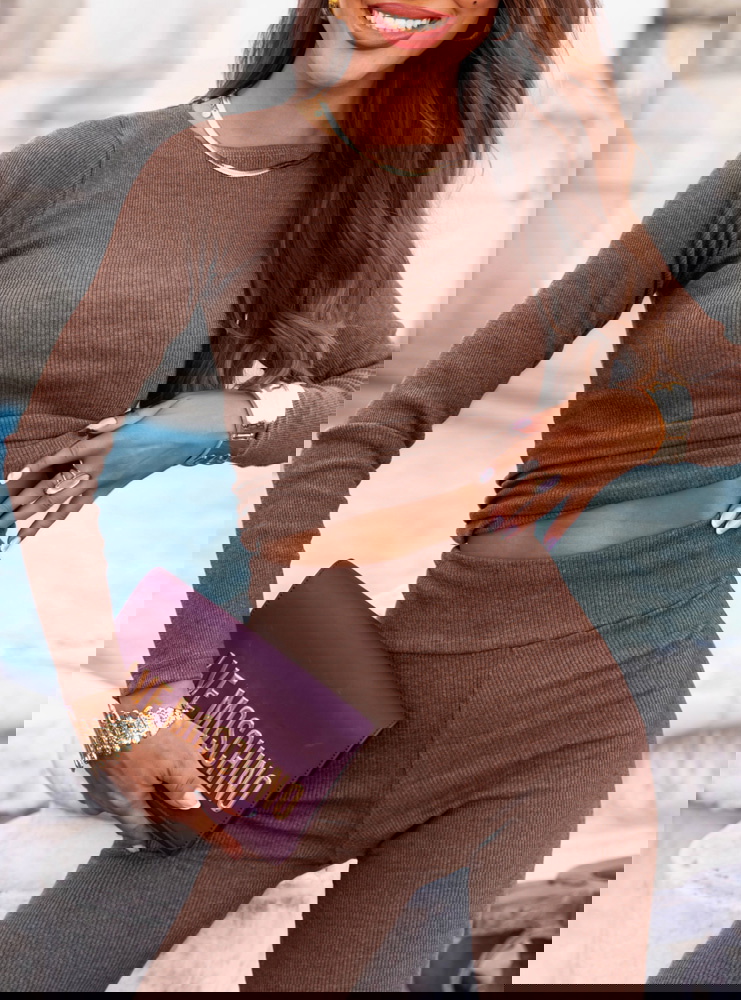 Prążkowany komplet dopasowana bluzka...