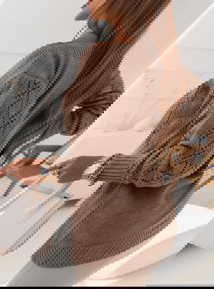 Ażurkowy sweter z dekoltem w łódkę...