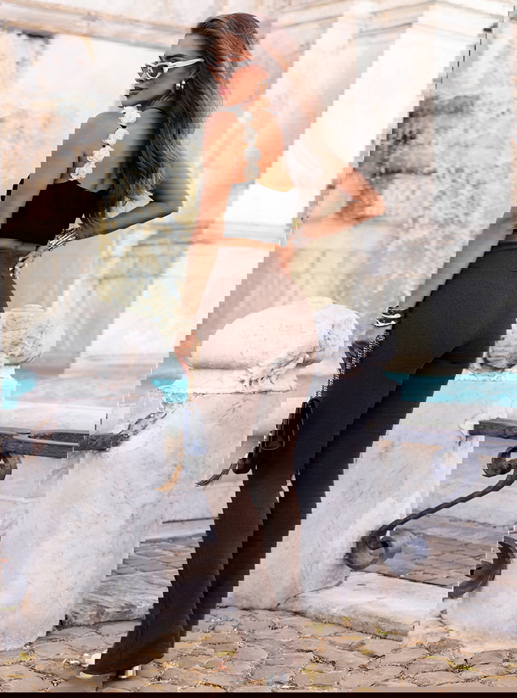 Czekoladowe prążkowane spodnie z...