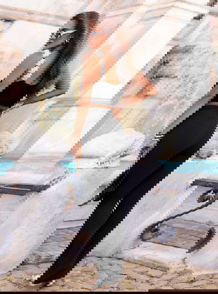 Czarne prążkowane spodnie z...