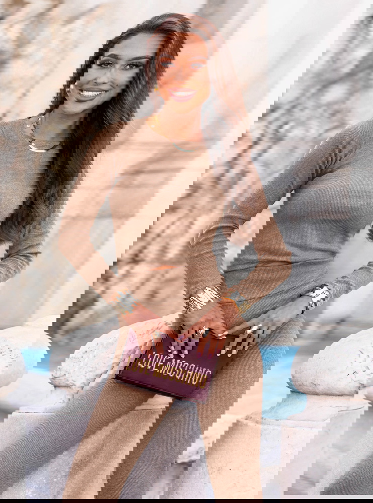 Beżowy prążkowany komplet dopasowana...