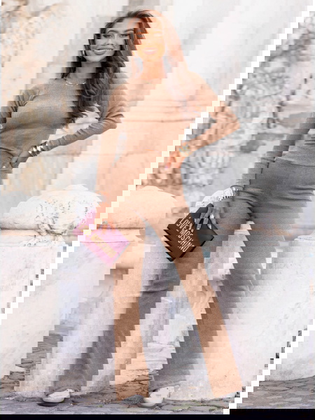 Beżowy prążkowany komplet... 2