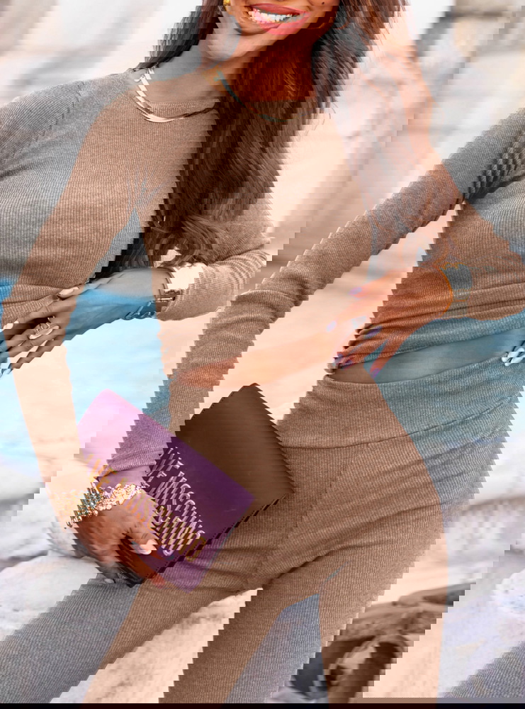 Beżowy prążkowany komplet dopasowana...